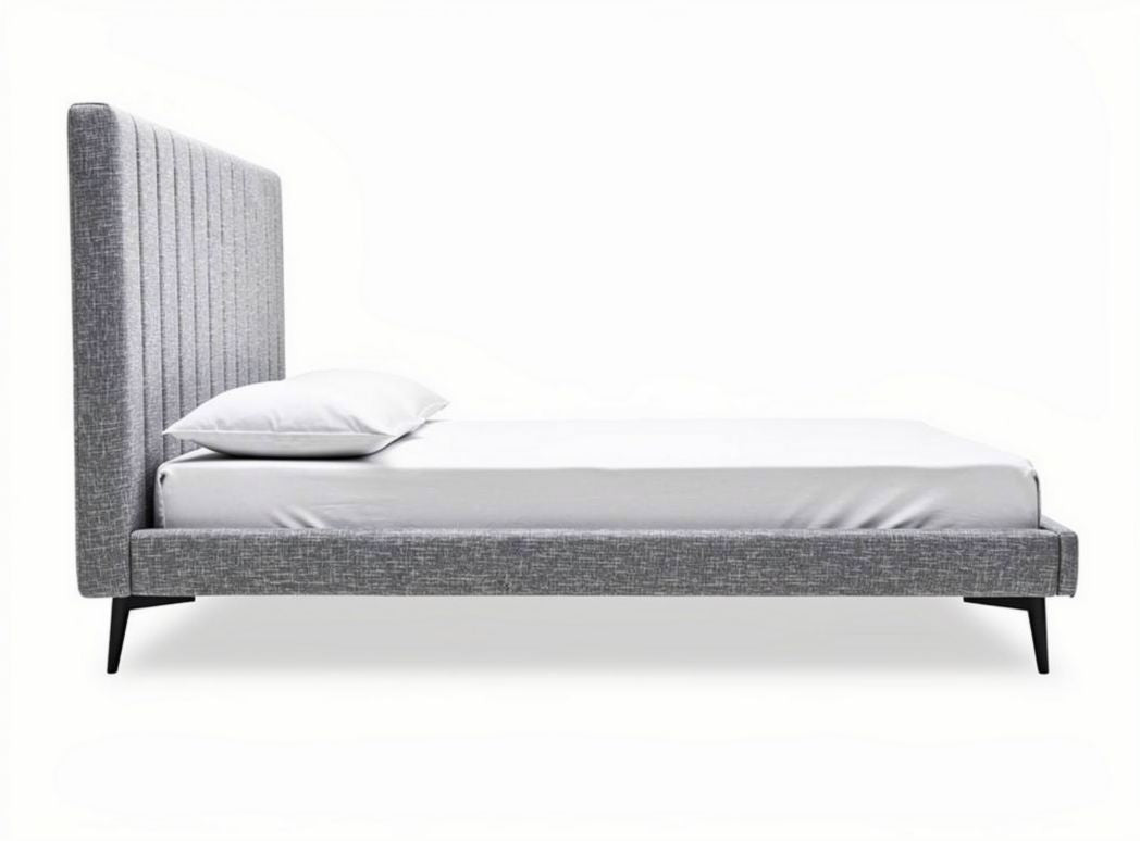 Stijlvol bed met gestreepte achterkant en zwart metalen poten 200 x 160 x 90cm