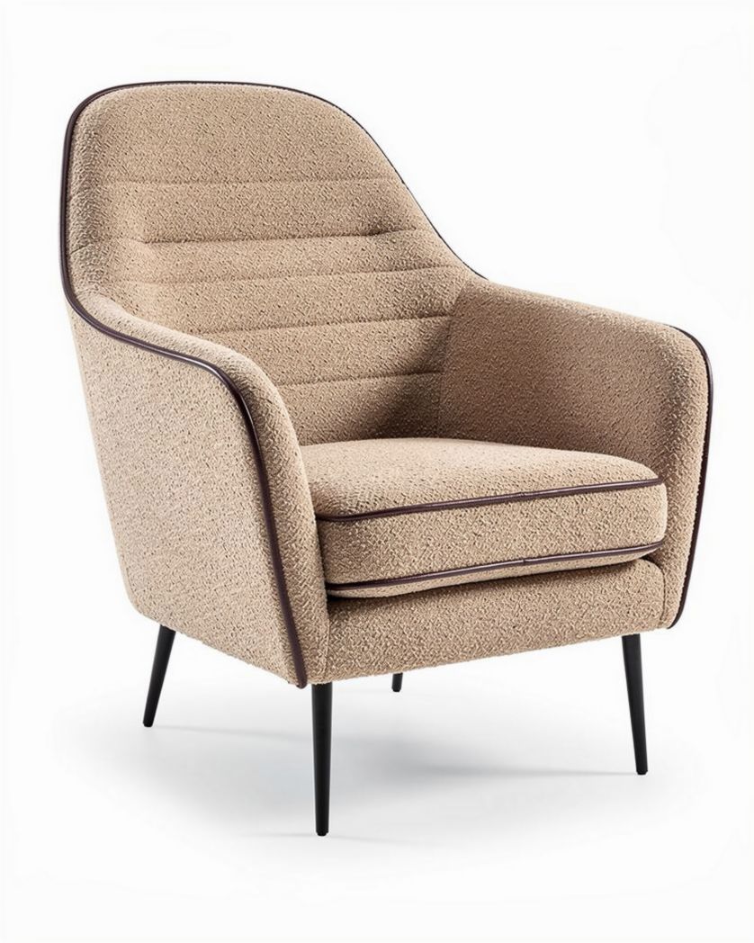 Beige gestoffeerde fauteuil met zwarte poten en comfortabele zitting
